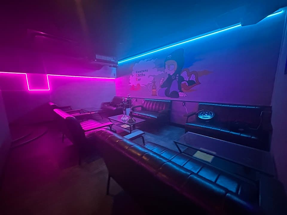 噂のシーシャBar (隠れ家)