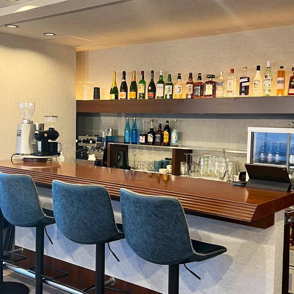 swimy /神田cafe&shisha bar(カフェ&シーシャバー)
